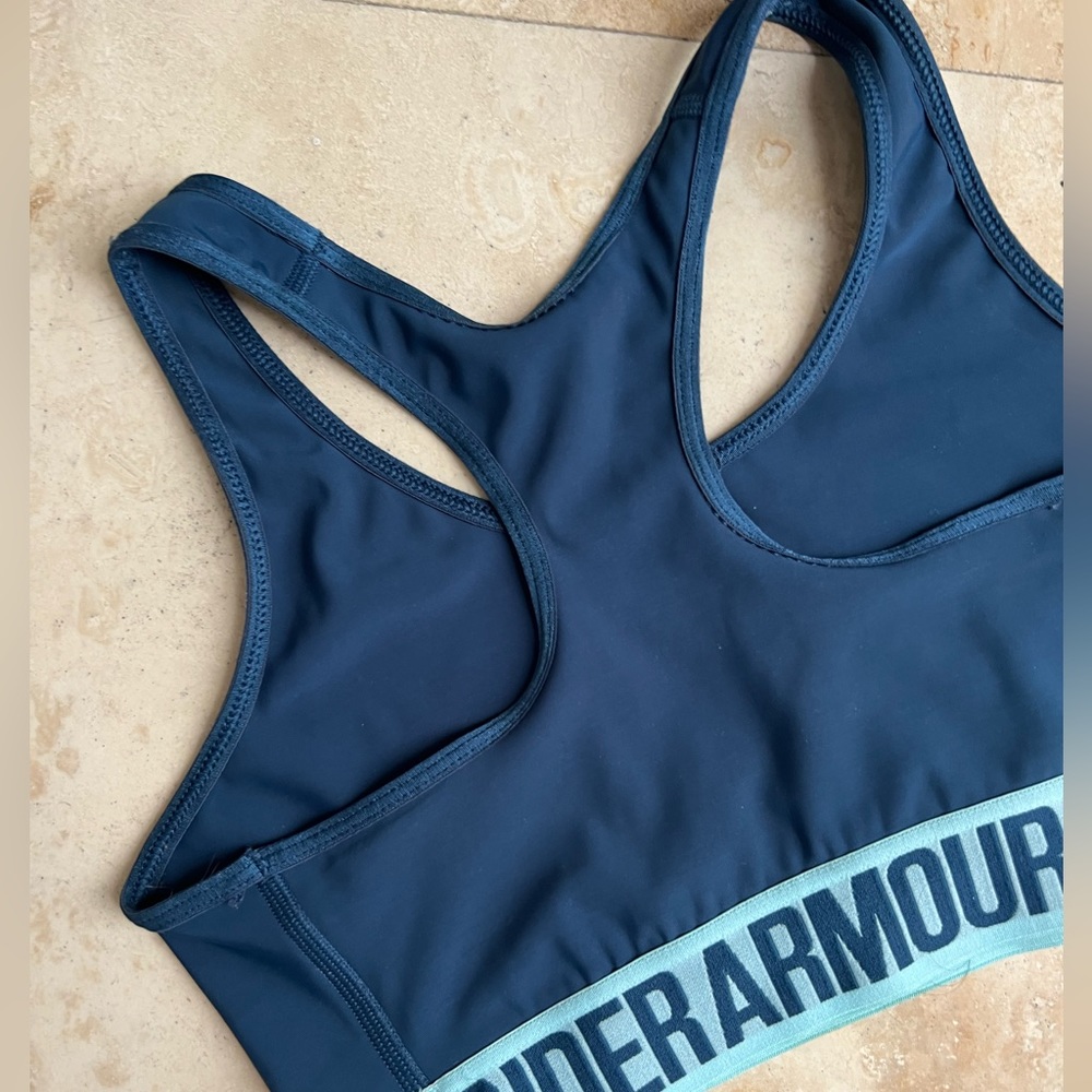 Sports Bra size small